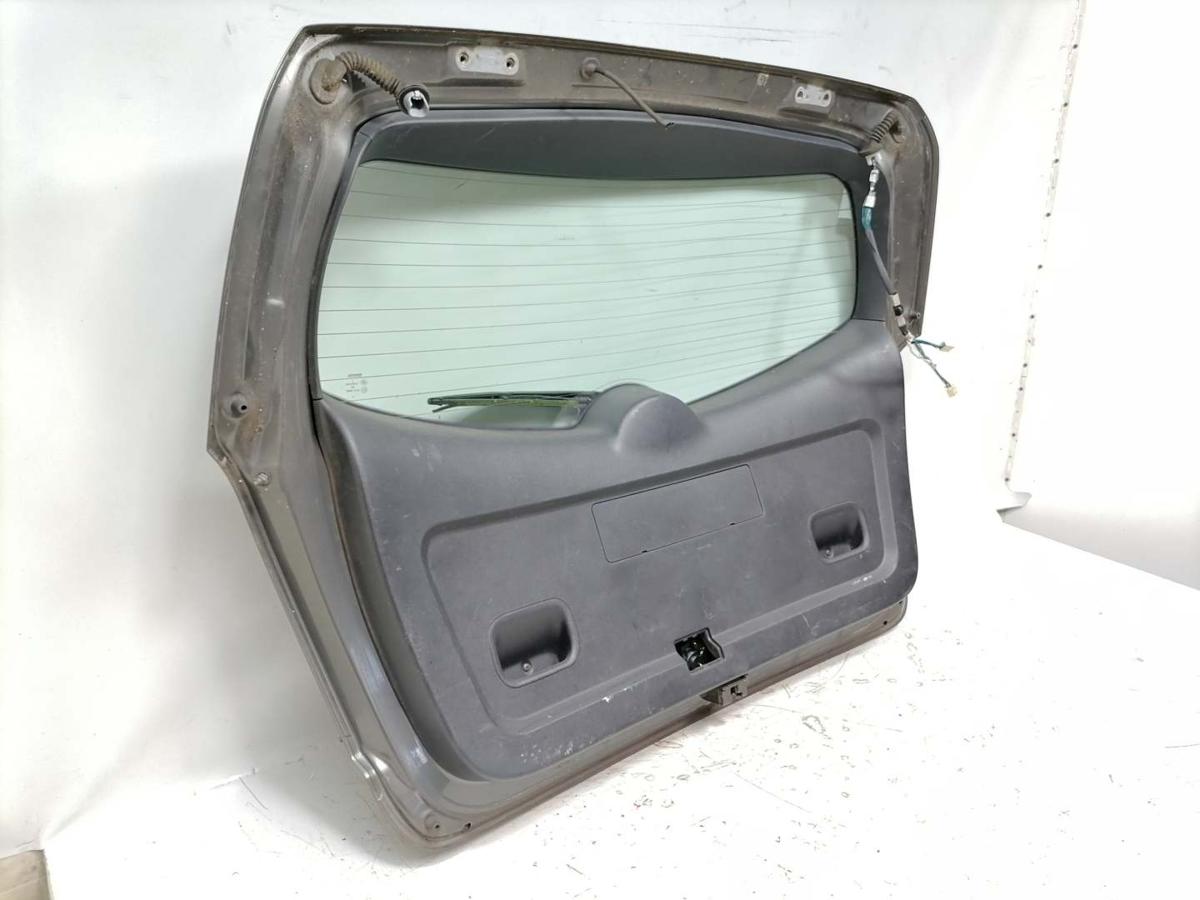 Toyota Corolla Verso original Heckklappe mit Heckscheibe Graumetallic 1C3 Bj.2004